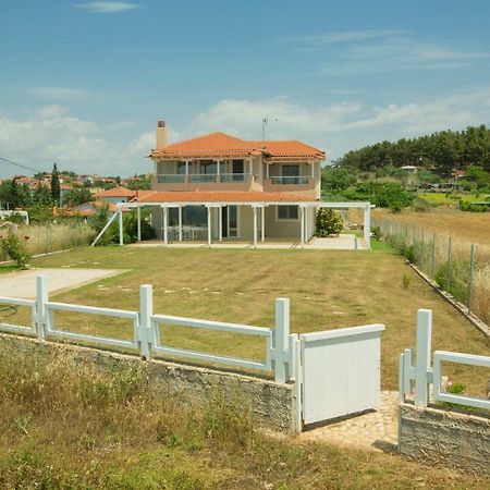 Magnificent Seascape Villa On A Secluded Beach Nea Moudania Extérieur photo